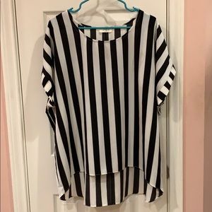 Umgee ‘Referee’ top